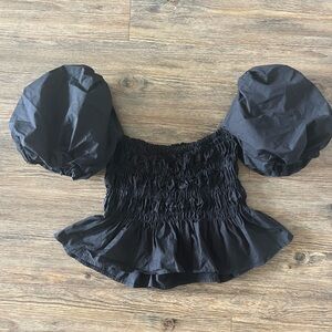 ASTR the Label Black Bubble Sleeve Top